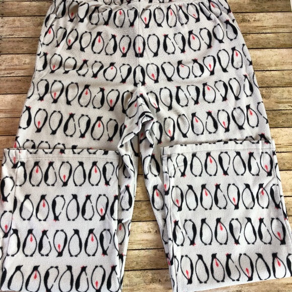 Sonoma LifeStyle Fleece Penguin Pajama Set - Picture 6 of 6